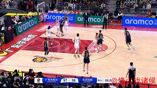 徐杰三双助广东险胜北控 郭昊文砍24分同曦击败新疆