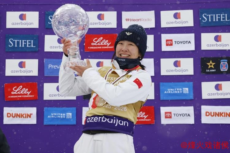 徐梦桃与孙佳旭摘得自由式滑雪空中技巧世界杯年度总冠军 徐梦桃与孙佳旭摘得自由式滑雪空中技巧世界杯年度总冠军